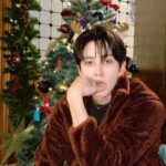 Mike Angelo Instagram - 🎄🎅🏻MERRY CHRISTMAS🎅🏻🎄 #christmas #merrychristmas #m1keangelo #ไมค์พิรัชต์ Bangkok, Thailand