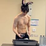 Mike Angelo Instagram - รับกระต่ายขี้เล่นไปเลี้ยงซักตัวไหมคับ🐰🥺❤️