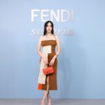 Mina Myoui Instagram - Fendi Selleria ポップアップにお邪魔しました！レザー職人の作業が目の前で見れたり貴重な体験ができるポップアップでとても素敵でした💛 @fendi #FENDI #FendiSelleria #PR #JAPAN