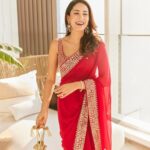 Mira Rajput Instagram – Galli mein chand nikla 🌙

Custom @punitbalanaofficial draped by my favourite @dolly.jain 
@amrapalijewels @thepinkpotli 

@mohitrai @ruchikrishnastyles @hairbysanjanag 

📷@nupuragarwal__