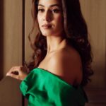 Mira Rajput Instagram – At the Plaza 

@jioworldplaza 

@amrapalijewels @safiyaa_official 
@loubutinworld 
@edwardlalrempuia @hairbysanjanag @makeupbyvishakha 

📷 @kadamajay