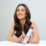 Mira Rajput Instagram – Want to know my secret for clean hair care? It lies with @schwarzkopfin ! 🌟 

The advanced technology of the Bonacure care range by Schwarzkopf Professional, adds weightless nourishment by reducing residue buildup and fostering sustained hair health. 

Free from sulfate, parabens, and all nasties, this formula is enriched with the goodness of Babassu Oil that keeps the impact of dry weather and heat styling at bay, leaving my hair nourished and shiny with zero frizz and zero fuss. ❤️

#SchwarzkopfProfessional #Schwarzkopf #Bonacure