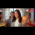 Mira Rajput Instagram – Finally! I can say Yes to instant noodles with a happy heart.
This has always been a big debate in my house and as a mother, I’m usually the one who has to be the one who says No.

No to maida, fried, preservatives and all those artificial flavours and colours. 

So when @slurrpfarm launched Instant millet noodles, I got to switch sides too! They said no to the junk, so I could say YES to Instant Noodles!

#YesKaTimeAaGaya #ZeroJunkInstantNoodles #MadeByTwoMothers #InstantNoodles #MadeWithMillets