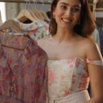 Mira Rajput Instagram – Extend the Life of Your Wardrobe with @koparo.clean Fabric Conditioner! 🌿✨ 
Embrace the mantra of wear, not waste.Now with Koparo, wear, cherish, repeat. 💖 Explore the magic at www.koparoclean.com!

 #WearNotWaste #LongLastingSoftness #KoparoCare #SustainableFashion #Collab #MiraxKoparo
