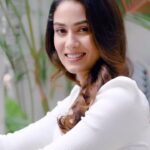 Mira Rajput Instagram - #collab Coming together, to care. I have handpicked some of my favorite hair care products from the new and clean Bonacure range for some of my friends. Join the Clean Care Club with me to find out who is making the Clean Switch with @schwarzkopfin #BCWECARE #SchwarzkopfProfessional #NewBonacure #VeganKeratin #HairCare #CleanPerformance #CleanFormula #SustainablePackaging #CleanBeauty