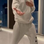 Mira Rajput Instagram - Always keep dancing through life and keep smiling 🕺❤️💋 #simplythebest. May this year be the one jab tum vahi karo jo jee karda #birthdayboy #birthdaybumps