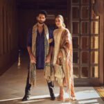 Mira Rajput Instagram – लड़कीवाले 

Warm, intimate and so special! Congratulations @kiaraaliaadvani & @sidmalhotra ❤️❤️❤️
📸 @sheldon.santos