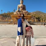 Mira Rajput Instagram - Om Mani Padme Hum Grateful for everything ✨ Bhutan