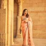 Mira Rajput Instagram – Jashn-e-bahaara 🪷

📸 @sheldon.santos