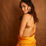 Mira Rajput Instagram - Ladoo peela