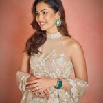 Mira Rajput Instagram - What a beautiful evening it was! 📸 @rohanshrestha @seemagujraldesign @thelotusbyshitalbajajofficial @ppjewellers_official