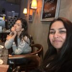 Mira Rajput Instagram - Yoohoo hi family 🤩