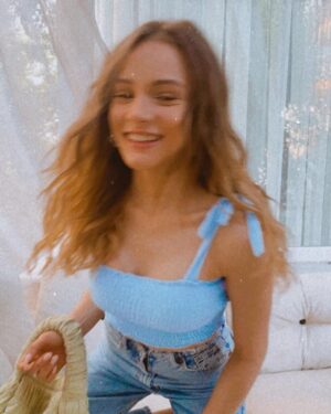 Miray Daner Instagram - Post at baskısına daha fazla dayanamadım 🥶