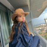Miray Daner Instagram - Montsuz son post 👩🏼‍🌾