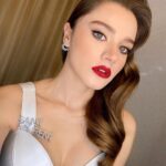 Miray Daner Instagram - Sağlıkla,umutla gel 2021!✨Herkese mutlu yıllar dilerim♥️