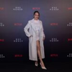 Miray Daner Instagram – O gün geldi! 🕊️ 
Kuş Uçuşu 2. sezonuyla şimdi sadece @netflix ‘te ! 🤍🥂🍾