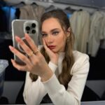 Miray Daner Instagram - Galerimde ufak bir gezintiye çıkalım 🚀