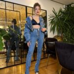 Miray Daner Instagram – Styling: @rutkayozis 
Makeup: @aynnur 
Hair: @ibrahimzengin 
🤍: @simgebirben
@lol.official 
@baguette_jewellery