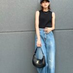 Mirei Kiritani Instagram - 暑い日々ですね☀️ノースリとキャップがないと過ごせない🥵そしてカジュアルにも合うバッグもって。 夏、みなさん気をつけていきましょう💦 #CELINEAVATRIOMPHE #SUPPORTEDBYCELINE