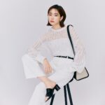 Mirei Kiritani Instagram – PLSTの新ミューズに就任しました、キリタニです🙋♀️
そして、PLST東京が本日OPEN。
わたしが提案したコーディネートもあるのでぜひチェックしてみてください!店内にたくさんワタシがいるよ🤭
#plst #プラステ #きちんとしていたい時の毎日服