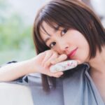 Mirei Kiritani Instagram - 自然の生み出す絶景にインスパイアされて様々な製品が誕生しているという @guerlain 桜の花びらのようなカラーのルージュ ジェで、春を先取りしてみました♡ この桜が咲いているケースはチェリーブロッサムという名前🌸 bagに入れて持ち歩いているだけで春を感じられるね。早く暖かくなってほしい🥺 #ゲラン #ルージュジェ #チェリーブロッサム
