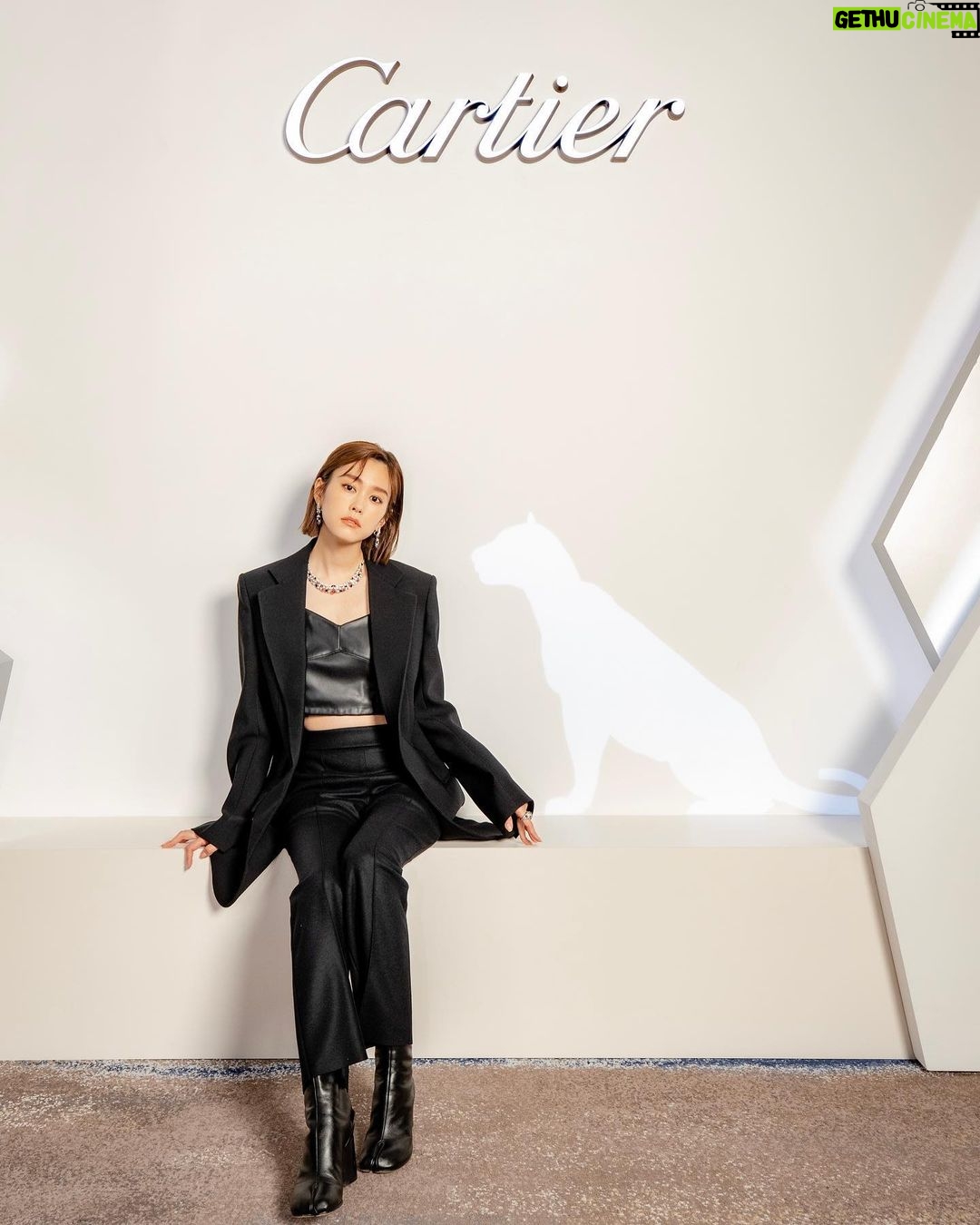Mirei Kiritani Instagram - フォーシーズンズホテル大手町で開催中のCartier Salone 今年も煌びやかなハイジュエリーを 堪能してきました🥺 今年のテーマは、メゾンを象徴する動物、パンテール。気品高くてかっこよかったなぁ🐆✨ #Cartier #CartierTokyo #CartierHighJewelry