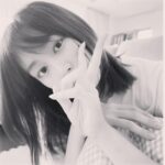 Mirei Kiritani Instagram - 写真を撮るのにハマったご様子👦🏻 寝起きのかあさん🤷‍♀️