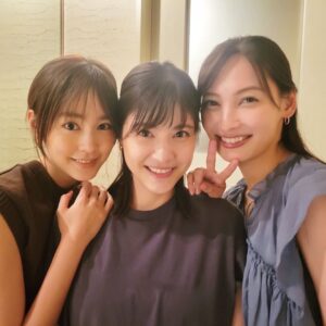 Mirei Kiritani Instagram - 最近はありさと絢とよく会えている☺️そしてお揃い🧏‍♀️💓