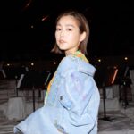 Mirei Kiritani Instagram - おとといの @marni のショーは 華やかセットアップにダボっとデニムジャケットで😉 全身ホワイトのルックが好きでした🤍🤍🤍私服はいつもブラックばかりだから今年はホワイトも着てみようっと🤍🤍🤍