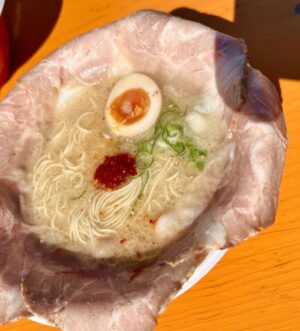 Mirei Kiritani Instagram - 東京ラーメンフェスタ2022
福岡の豚骨と、長野の鶏白湯。
全制覇したい😇