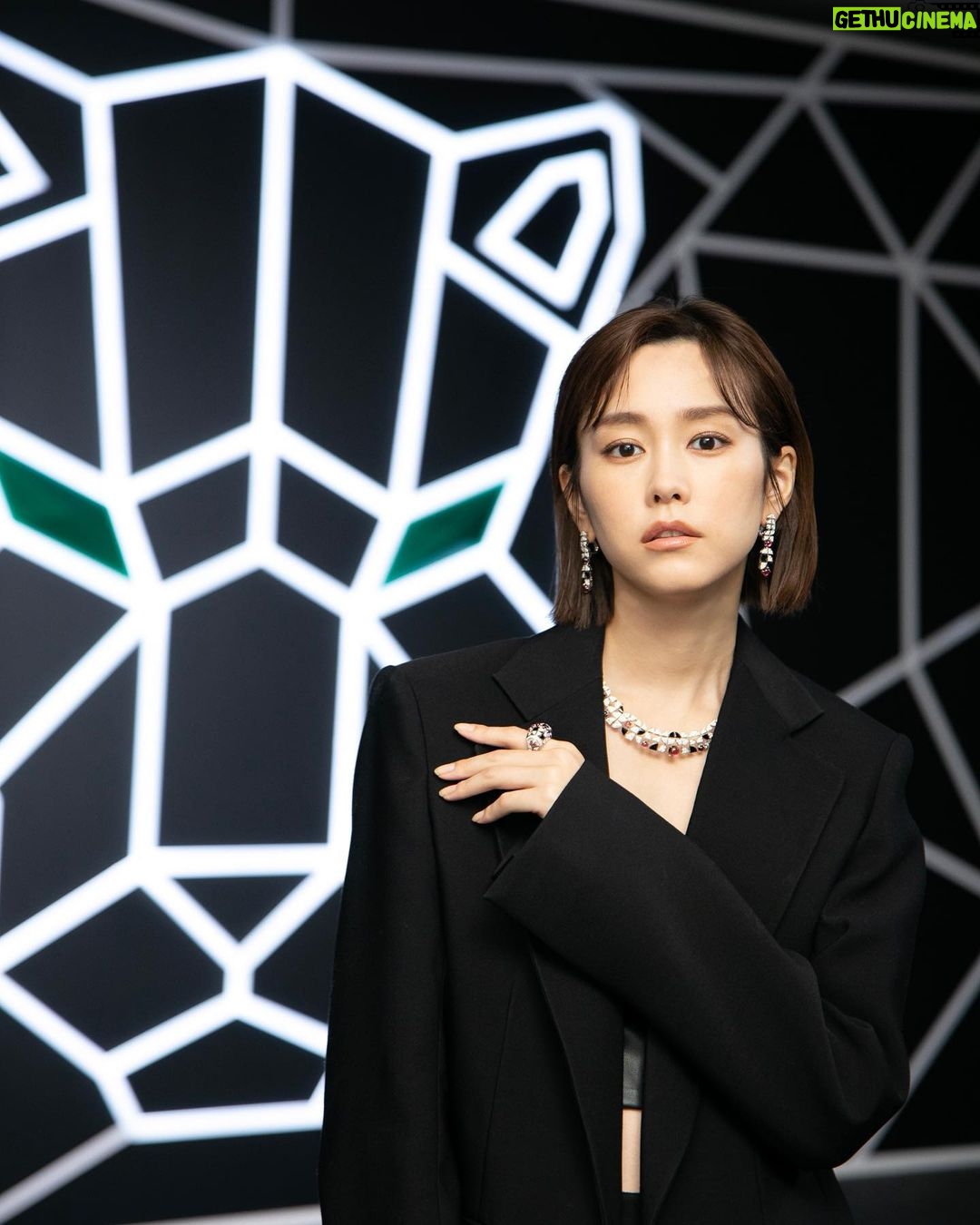 Mirei Kiritani Instagram - フォーシーズンズホテル大手町で開催中のCartier Salone 今年も煌びやかなハイジュエリーを 堪能してきました🥺 今年のテーマは、メゾンを象徴する動物、パンテール。気品高くてかっこよかったなぁ🐆✨ #Cartier #CartierTokyo #CartierHighJewelry