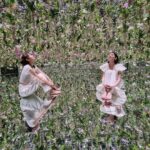 Mirei Kiritani Instagram - みれまゆの夏休み🌻teamLab #みれまゆ #teamlabplanets