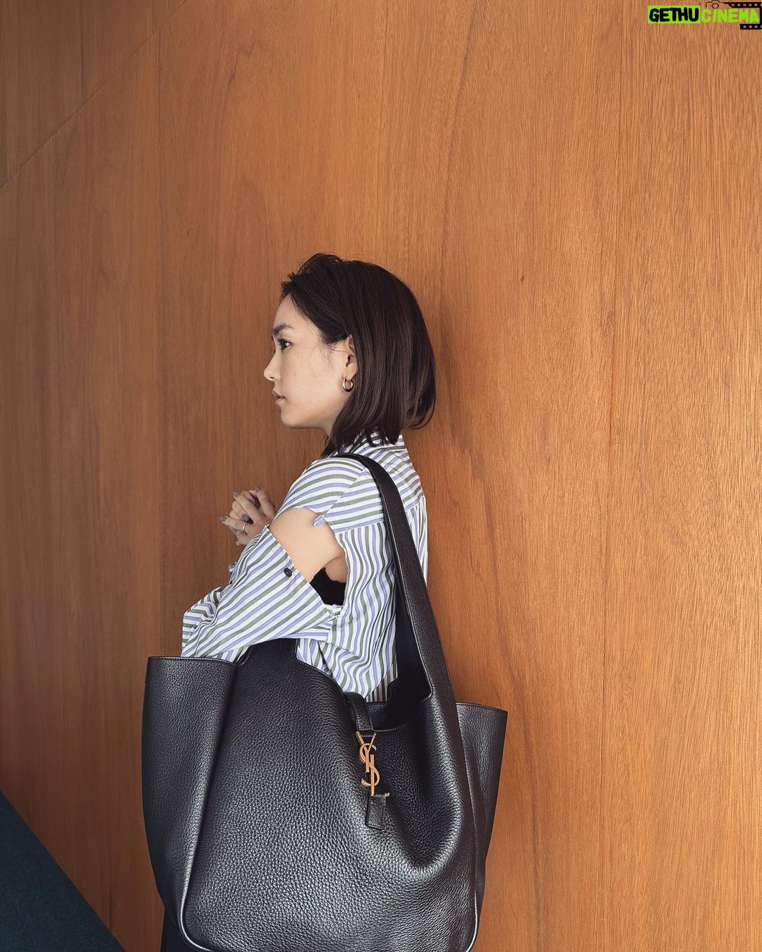 Mirei Kiritani Instagram - サンローランから日本先行発売のBag「ベア」 収納力抜群で仕事にも、子連れおでかけにも、旅行にも大活躍しそう☺️どこにいこうかなぁ💓💓💓 明日19日から開催される東京ミッドタウン イセタンサローネのサンローラン POP UP STOREでも買えちゃいます🎁 #サンローラン