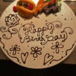 Mirei Kiritani Instagram - 本日、32歳になりました。 なんてあっという間の1年！！っていうのが今年の感想。笑 そんな秒速で過ぎた中でも、沢山の発見、学び、喜び、、色んな経験ができました。 ありがとうございます。 さぁ、32歳も気張ってやってくぞ✌️ まずはバチェラー待機🌹