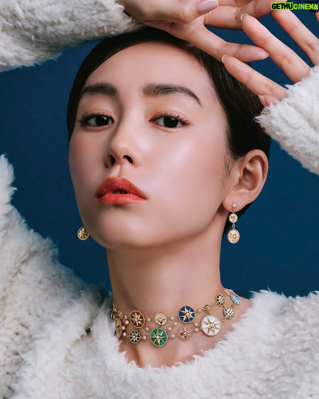 Mirei Kiritani Instagram - ELLE JAPON Dior fine jewelry 💎💎💎💎