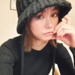 Mirei Kiritani Instagram - あったかわいい帽子が被れる季節になったね🍂 今日は夜の自由時間確保しました🤝やったぜ！