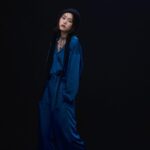 Mirei Kiritani Instagram - @amerivintage × mirei kiritani コラボ第二弾！！やらせていただきました🥺今回もとっても可愛いアイテムができたよー！！ 💙ショートもミドルも可愛くて選べないボアコート 🩵いろんな付け方ができる襟がついてるニットワンピ 💙シワになりにくい大好きなセットアップ 🩵着丈が3パターンも変えられるエレベーターニット 💙息子の落書きを柄に落とし込んでもらったシアーワンピ はぁーたまらん🥹11/17から発売です！ よろしくお願いします☺️