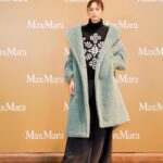 Mirei Kiritani Instagram - マックスマーラのテディベアコートが誕生10周年！！ 六本木ヒルズアリーナにできた「Teddy TEN Park」にお祝いへ🧸🧸🧸 くま顔のコットンキャンディ可愛すぎるし、クレーンゲームも楽しすぎた🤎もこもこってやっぱりいつだって可愛いねぇ🥺 #MaxMaraTeddyTen #MaxMara #pr 六本木ヒルズ - Roppongi Hills