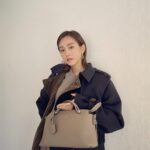 Mirei Kiritani Instagram - BY THE WAY👜 大人になった今こそ名品を…♡ #fendi #PR
