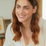 Miriam Leone Instagram - Abbiamo pensato a voi, a noi, anime vulcaniche, sempre in movimento. 🌋 Oggi vi presentiamo due importanti novità: la crema mani Accussì e le Travel Edition di tutti i nostri prodotti. Così, ovunque andiate, potrete portarci con voi. #Lavika #FreeSkinFreeSoul #MadeInSicily #Selfcare #MyRitual #SkinPersonality