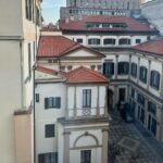 Miriam Leone Instagram - Una giornata al @bulgarihotels di Milano … 1. Collaudo letto comodissimo! 2.La vasca 3. Bagno dei sogni 4. La vista sul cortile milanese 5. Un toast indimenticabile 6. Per me gazpacho analcolico #love #accussì #BulgariHotels #BulgarihotelMilano Hotel Bulgari Milano