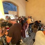 Miriam Leone Instagram - Un po’ di backstage de “I Leoni di Sicilia” in esclusiva per voi ❤️… dal 25 ottobre su @disneyplusit … siete curiosi? Io tantissimo 😍😳🥹 #ileonidisicilia #giuliaportalupi #backstage #love #accussì