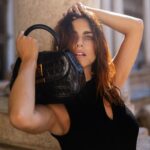 Miriam Leone Instagram - Greca Goddess #VersaceGrecaGoddess @versace @donatella_versace #adv