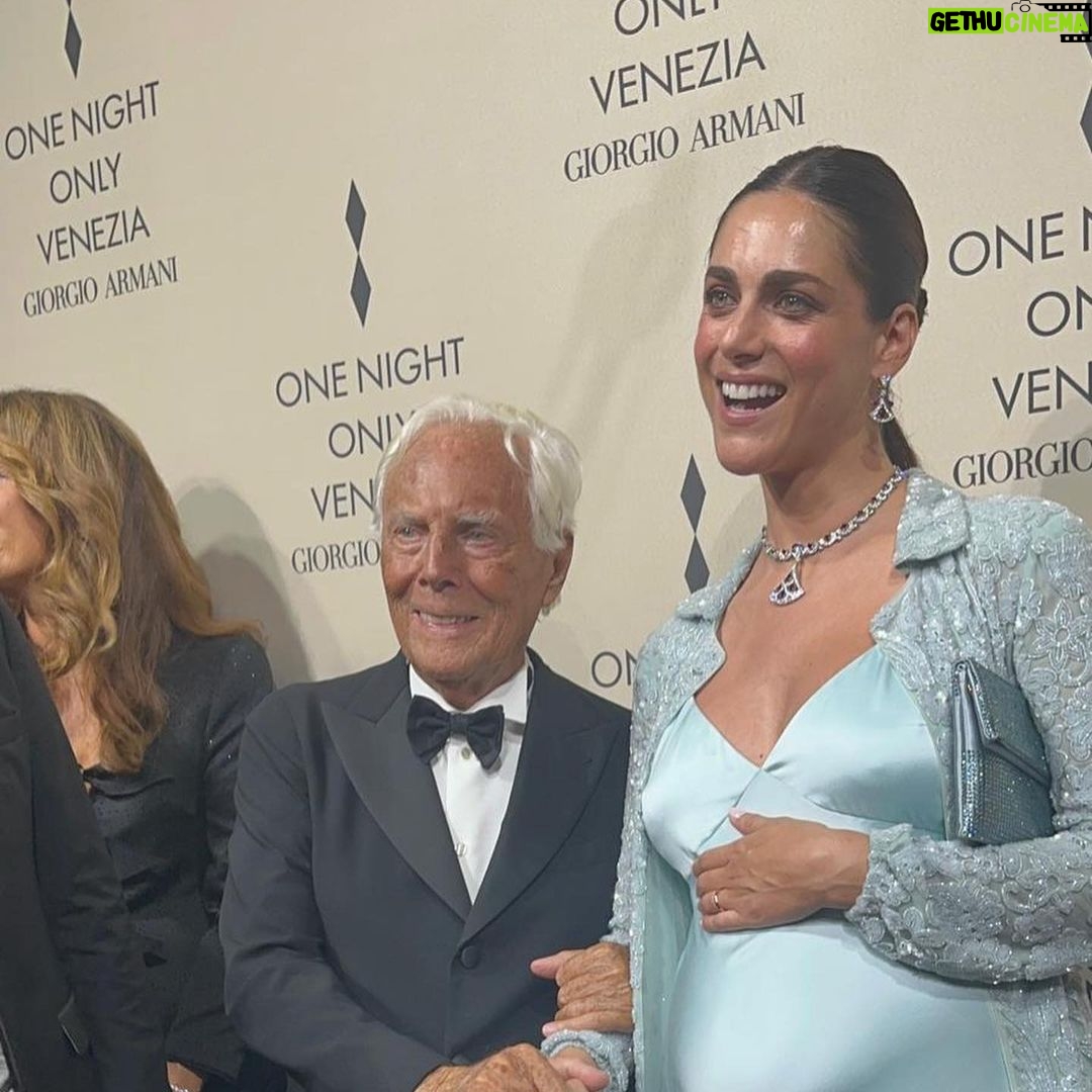 Miriam Leone - 98.2K Likes - La magia di una notte a Venezia con @giorgioarmani …grazie per le emozioni che abbiamo condiviso e per avermi voluta a questo evento speciale 🙏🏻
#onenightonlyvenezia
First pic @germanlarkin
