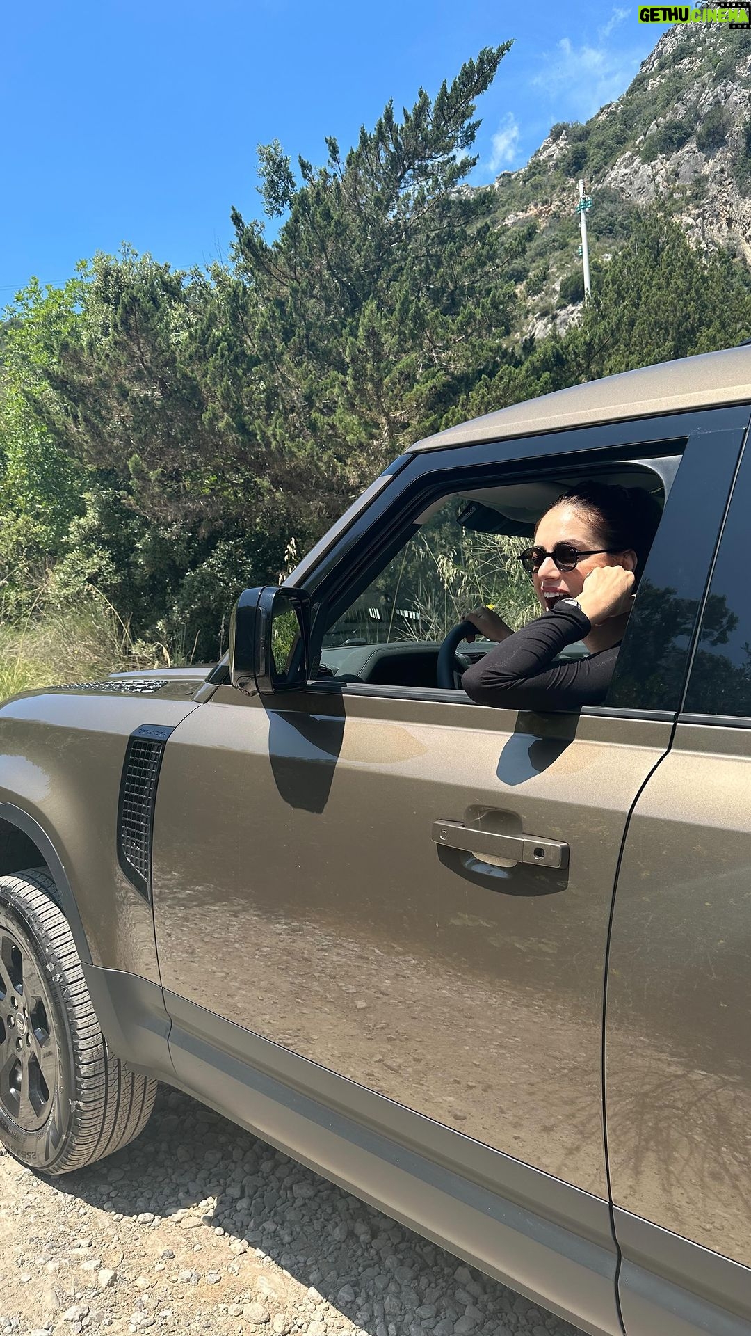Miriam Leone Instagram - Ready for new adventures 🌬️🌾❤️ #happyweekend #sìviaggiare #portamialmarefammisognare #love #accussì Italy