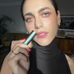 Miriam Leone Instagram - “Le stelle splendevano lucenti anche sulla sciara, e la campagna circostante era nera anch’essa, come la sciara” G. Verga “Sciara” è una delle mie parole etnee preferite, amo il suo suono e il suo essere stata lava poco prima, il suo trasformarsi in terra , all’improvviso nera e selvaggia. Per questo abbiamo chiamato così il nuovo lip bam di @lavika.official … un balsamo morbido e idratante come un tocco di ciliegia matura sulle labbra 🍒 #accussì #welcometomyworld #ad #lavikafreeskinfreesoul #love #accussì