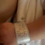 Miriam Leone Instagram - È passato solo un mese da quando sei arrivato ,ma per trovare queste foto del giorno prima e del giorno stesso ho dovuto scorrere la galleria fotografica a lungo…mi hai riempito il cuore e l’album preferiti del telefono. Un mese di amore travolgente. First pic @asliiturk ❤️ #lifewithO #primomese #love #accussíbebèversion #grateful