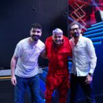 Mohamed Anwar Instagram - مبسوط جدا بردود الافعال الحمد لله والكوبري الازاز اتكسر وفتح ايدي بس عدت علي خير الحمد لله 😂 ومبسوط اكتر اني كنت مع النجم الكبير اللي انا من جمهوره احمد عيد اللي من كرم ربنا عليه ان النضاره ضاعت عشان مايشوفش اللي حصلنا