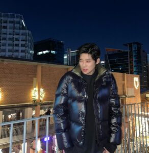 Moon Sang-min Instagram - @terrybear81 크리스마스 선물 받았다아🎅🏻 #duvetica