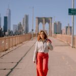 Munmun Dutta Instagram – Living my best life 💃🏻 Sharing the last set of pictures from my NYC trip and photoshoot .

Designer and stylist @sandeepravi89 @maisontai 
Photographed by 📸 @swapniljunjare 
Makeup and Hair @iamkanwalbatool 
Coordinated by @silk_angels 

#munmundutta #newyorkcity #fashionshoot #brooklynbridge #dumbobrooklyn #usa #travelmemories  #newyork Brooklyn Bridge
